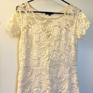 Midi lace dress